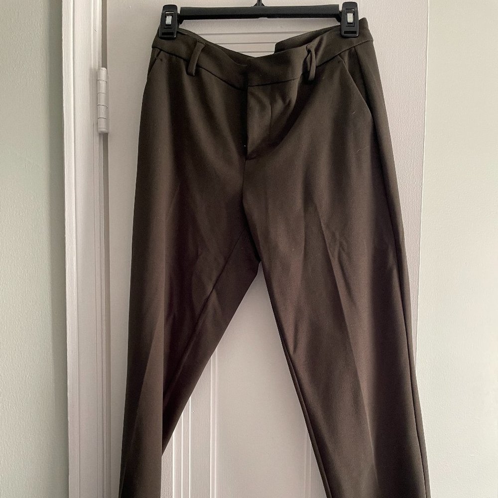 Liverpool Pointe Dress Pants Straight Leg - Olive - Size 27/4